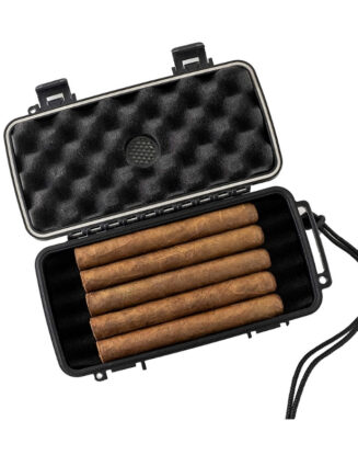 Hard Plastic travel cigar case hold up to 5 cigars